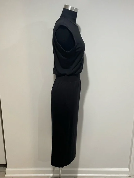 Athleta Black Sleeveless Midi Dress - Picture 4 of 5